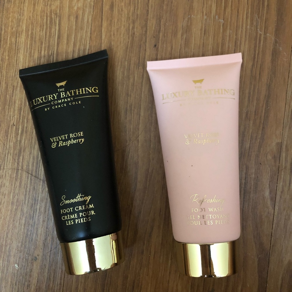 The Luxury Bathing Company Foot Wash and Cream Set